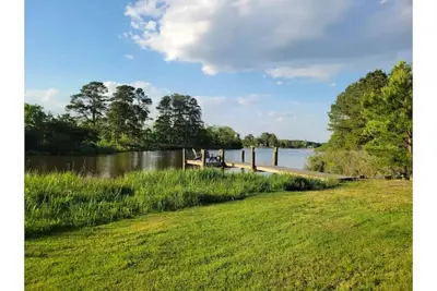 Image de Waterfront Getaway with Dock