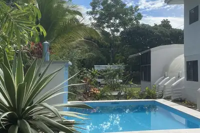 Image de Large family home 5 min from town and 150m from beach