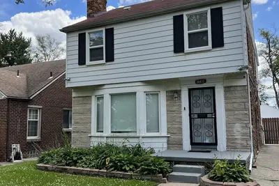 Image de Vassar Cozy Colonial