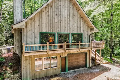Image de Gorgeous Lake Burton retreat with private deck, fireplace & W/D - dogs welcome