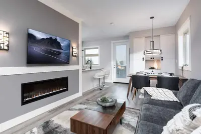 Image de Beautiful 2 bedroom long term rental Oct-May