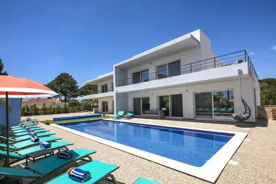 Image de Villa Maritima, Heated Pool, Contemporary