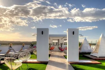 Image de Impeccable getaway apartments for sports & laisure