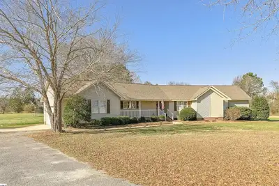 Image de Peaceful Country Retreat just minutes from Laurens Town Square
