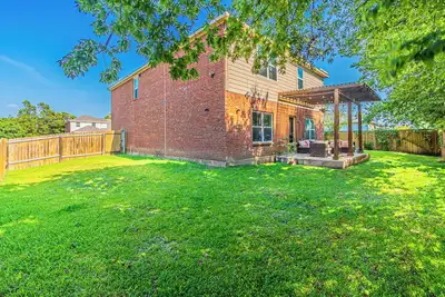 Image de Dfw Perfect Home with Garage Parking, Gated Yard, Business Amenities, Arcade game!