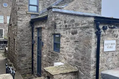 Image de A cosy, romantic, dog friendly holiday cottage for 2 people, WiFI & 3 pubs nearby
