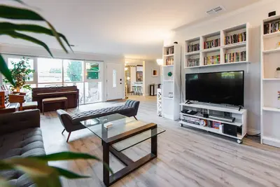 Image de Glendora Getaway! Southern California home vacation rental.