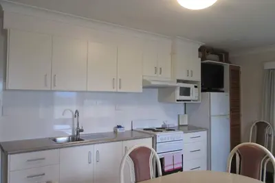 Image de Close to Beach, Harbour Marina, Country Club, Golf Course, Restaurants, Cafes