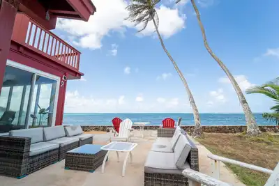 Image de Punaluu Paradise Beach House \"real ocean front\"