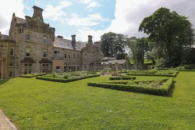 Image de The Violet Suite Stone Cross Mansion, family friendly in Ulverston