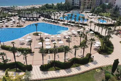 Image de Sunny beach private apartment in majestic 4*hotel