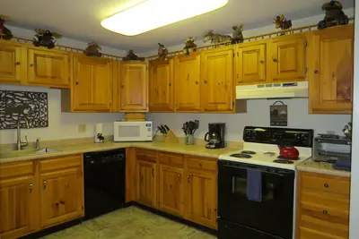 Image de Saisons officielles Au Attitash Resort - 2 Chambres - Couchage 7 - Pas de frais