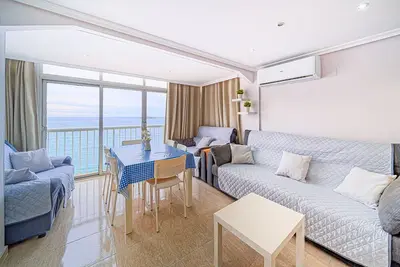 Image de Appartement Avenida Madrid avec piscine partagée et jardin