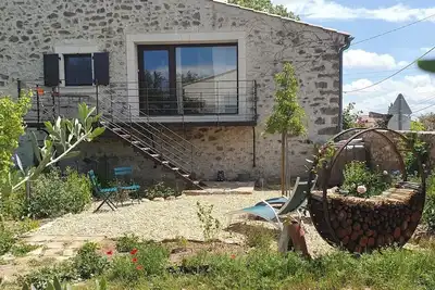 Image de Château Les Poules - new bright modern and cosy loft