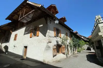 Image de Duplex à 120m du lac d'Annecy, au cœur vieux village médiéval de Duingt