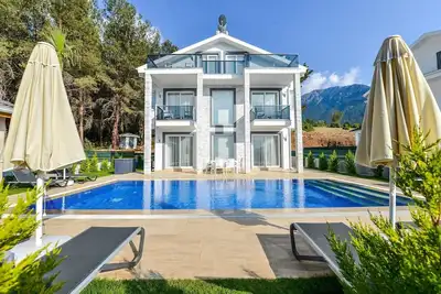 Image de Villa Ucar C Peacefull 4 bed villa with pool for rent in Ovacık oludeniz