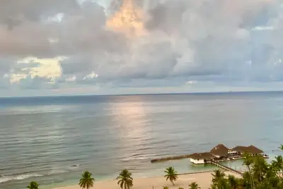 Image de Live it 🏖☀️ Beach-Pools-Wifi-Gym- Games- Parking