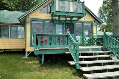 Image de Lakefront Cabin on beautiful Unity Pond in Burnham, Maine
