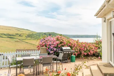 Image de Moderne-Appartement-Douche-Vue mer-7 Min Walk To Beach