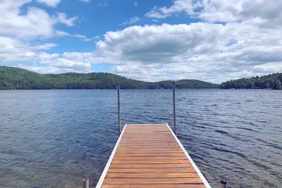 Image de Ultimate Private, Lakefront Canadian Experience