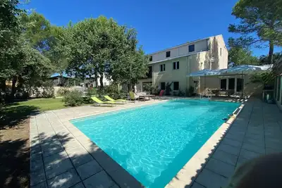 Image de Maison moderne pour 6 personnes avec piscine privée entre Ventoux et Luberon