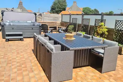 Gite 10 Personnes Avec Jacuzzi Privatif