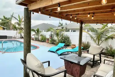 Jupiter Perfect Vacation House with Heated Pool