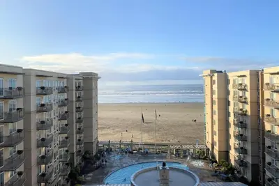 Image de 2br condo WorldMark Seaside Resort. Right on the beach!