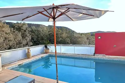 Image de Belle Villa De 145m2 Avec Vue Exceptionnelle Sans Vis-A-Vis - Ideale 6 A 8 Pers