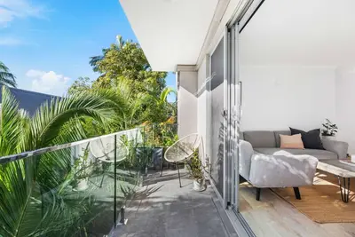 Image de Paw-friendly 2br Bondi pad with parking, great location