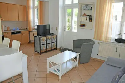 Image de Ferienwohnung Klabautermann mit Terrasse - Deb 042 Ferienwohnungen im Ostseebad Göhren Villa