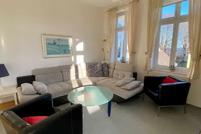 Ferienwohnung Bernstein mit Balkon und Terrasse - Deb 042 Ferienwohnungen im Ostseebad Göhren Villa