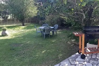 Image de La Rochelle à proximité pour cette maison et jardin au calme