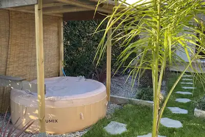 Image de Duplex with garden and Jacuzzi in the countryside