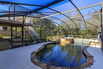 Image de Beautiful 3 bedroom home with non heated Pool
