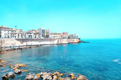 Image de house in the historic center a stone's throw from the cathedral, 5 minutes from the beaches,