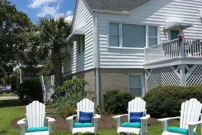Image de Cozy Beach Cottage on South Harbor Island, Water Views, Wrightsville Beach, Nc