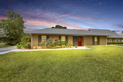 Image de Long Term Stays, Wifi, 3 Br, 3 Ensuite Bathrooms