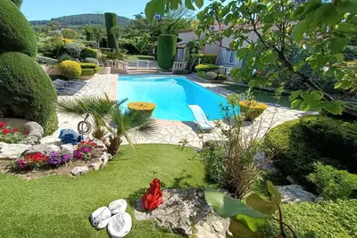 Image de Villa  8p Avec Grande  Piscine Dans Un Cadre Paradisiaque