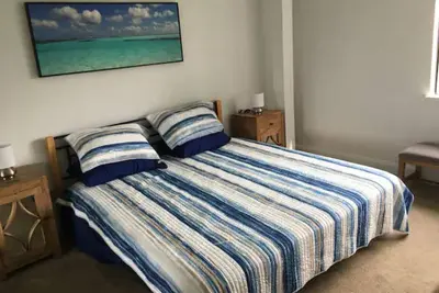 Image de Private In Law Unit In Beachfront Neighborhood Steps To Sand Walk To Restaurants