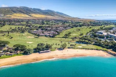 Image de Paradise in Kaanapal at Black Rock 3Kn 1Qn bed see Maui updates.