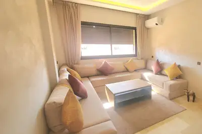 très beau appartement en plein centre de Marrakech