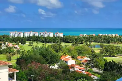 Stylish Step-free 4br-4Bath @ Rio Mar Resort with Generator