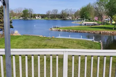 Image de South Chain Of Lakes! Just south of Marble Lake, watch the fun or join in!