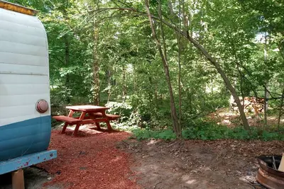 Image de Rustic Hippie Camper