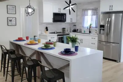 Image de Newly remodeled, comfortable, and beautiful house