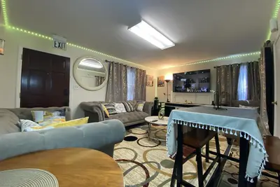 Image de Baltimore luxury. Furnished 2 bedroom house, close to all major destinations.