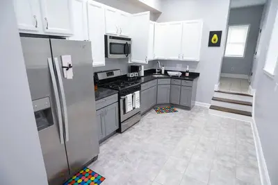 Modern Oasis - Close to M&T Stadium, John Hopkins & Downtown