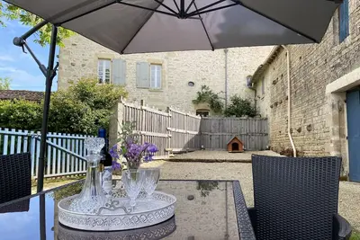 Image de Gîte du Rossignol entre lac et forêt