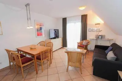 Image de Rdh-1. 13, 4 pers. , approx. 53 sqm (H) - Seepark Burhave / Thatched roof house 2